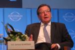 Gerhard Schroeder urges politicians to sacrifice careers for reunification