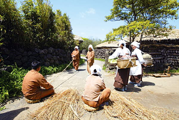 An education in local culture at Jeju Folk Village