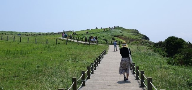 Improving Awareness on High Costs of Jeju Tourism